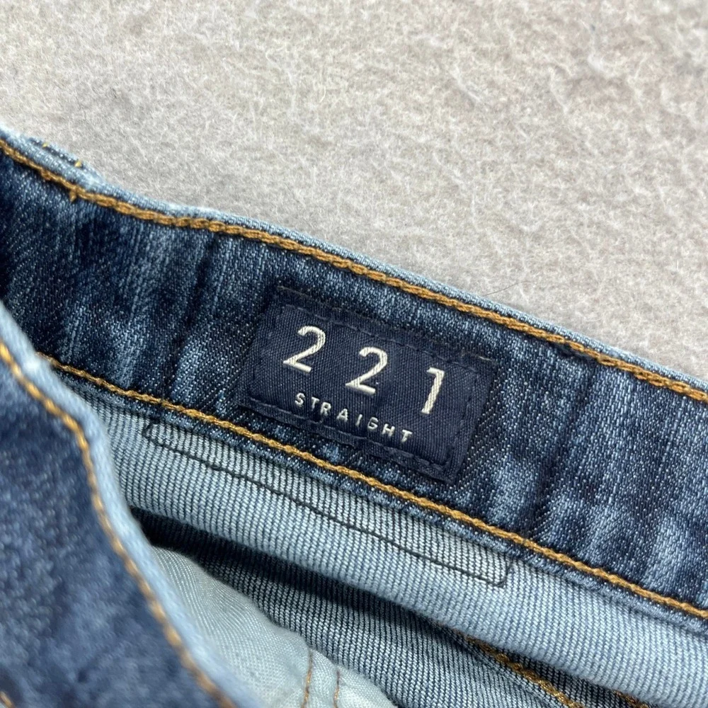 Lucky Brand Jeans Mens 36 Blue Denim Athletic Slim Fit Distressed Streetwear